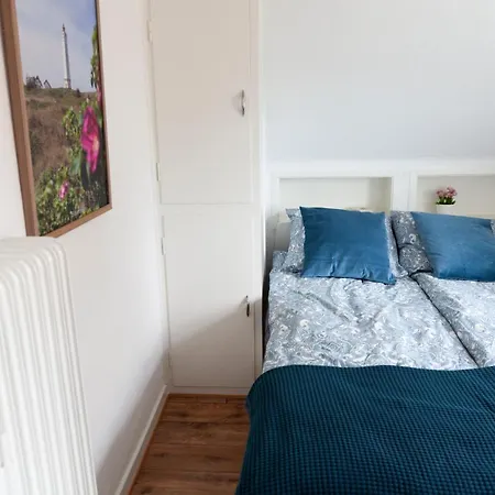 Bed & Breakfast Like House 9 A