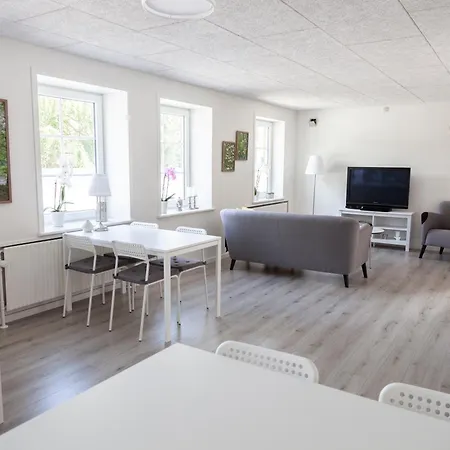 Bed & Breakfast Like House 9 A