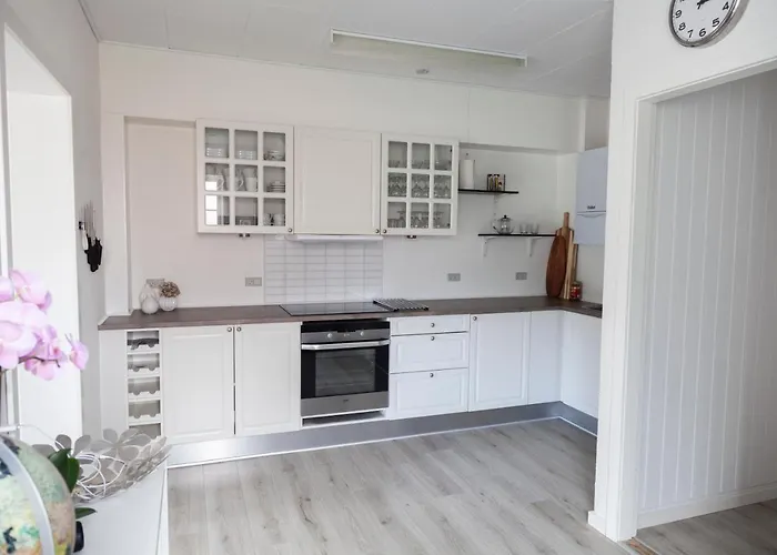 Like House 9 A Bed and breakfast