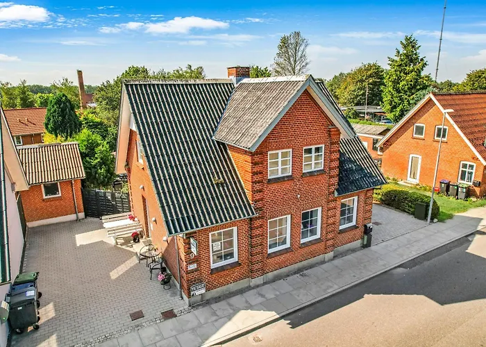 Like House 9 A Bed and breakfast 4*